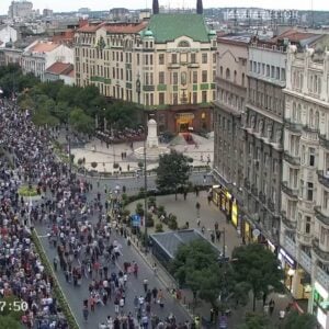 УЖИВО: Студенти носе потписе у РИК, престрављени Вучић пуни Ћациленд СНС мафијашима (ВИДЕО)