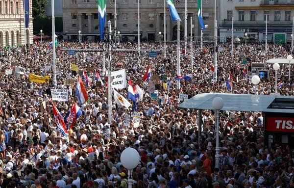 „Хуље и издајници су загадили нашу Лику“, масован протест у Загребу против еколошке катастрофе у држави чланици ЕУ