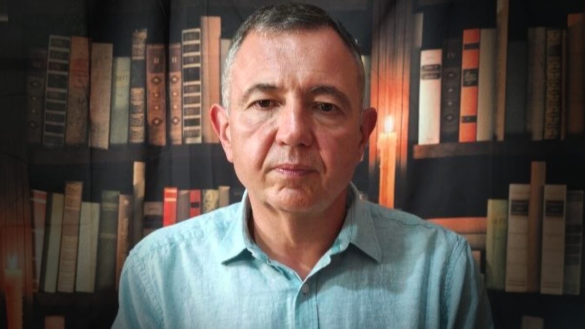 Анђелковић: Вучић уз немачки план спрема хапшење националиста током изборне ноћи (ВИДЕО)