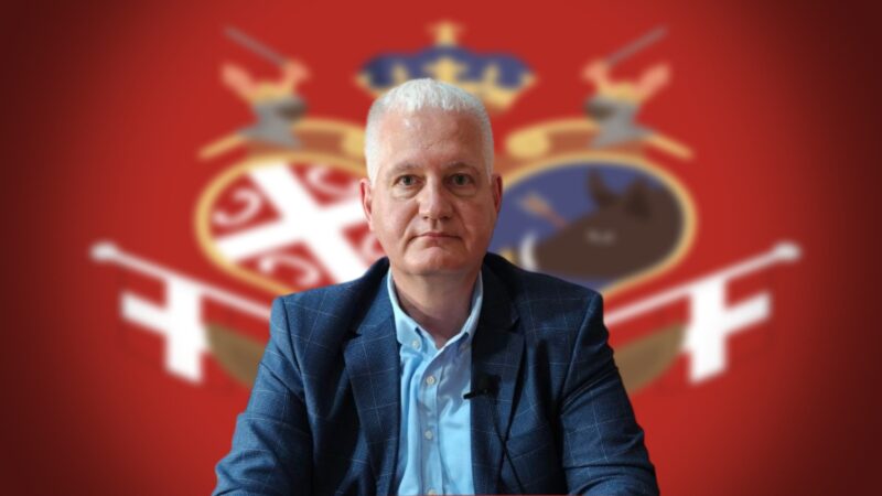 Ево зашто Вучић данас расписује изборе! Марсенић: Вучић је крпа, од које ЕУ брише под! Издао Младића