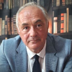EKСКЛУЗИВНО: др Мило Ломпар искрено након ветирања: О студентској листи, опозицији, Вучићевим играчима… (ВИДЕО)
