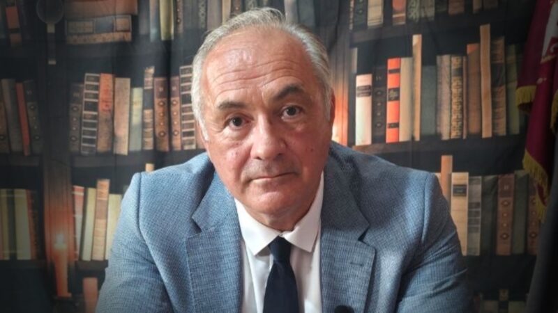 EKСКЛУЗИВНО: др Мило Ломпар искрено након ветирања: О студентској листи, опозицији, Вучићевим играчима… (ВИДЕО)