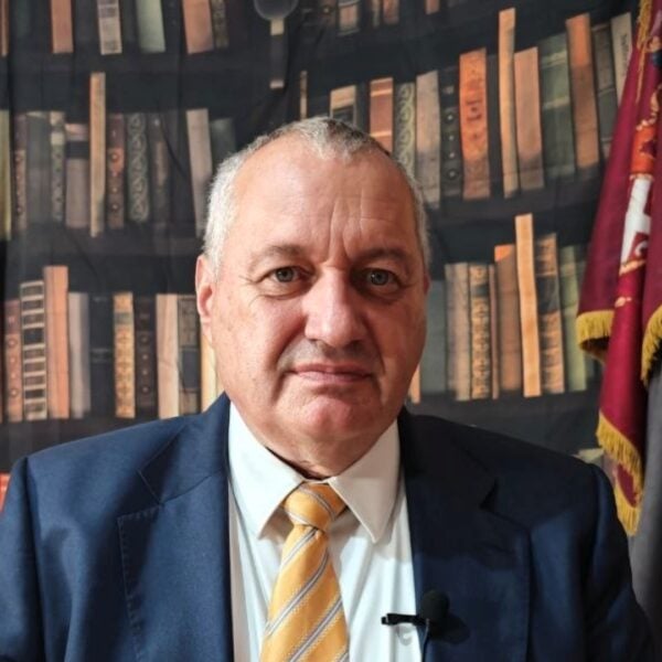 Срђан Миливојевић искрено: Да ли је Пајтић избацио др Ломпара са студенске листе и ко води ДС (ВИДЕО)