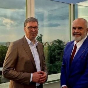 Велики скандал у Албанији: Раминој саветници и Директорки државне тајне службе одређено хапшење и притвор, побегла из земље!