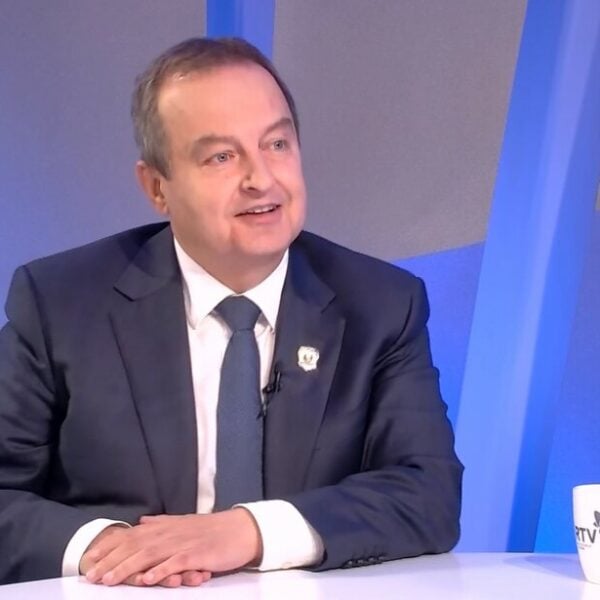 Посланик пита Дачића: Где је Врањанац који је дошао на митинг СПС у Београду и од тад му се губи сваки траг?