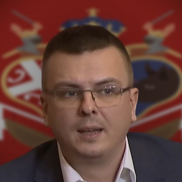 Милош Парандиловић: Вучић ван себе – у суботу на слободу пушта убице! (ВИДЕО)