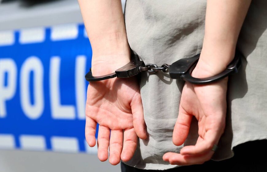 Хитно – ухапшен Александар! Није хтео да прими СНС пакет – за себе и мајку! Дошли&hellip;