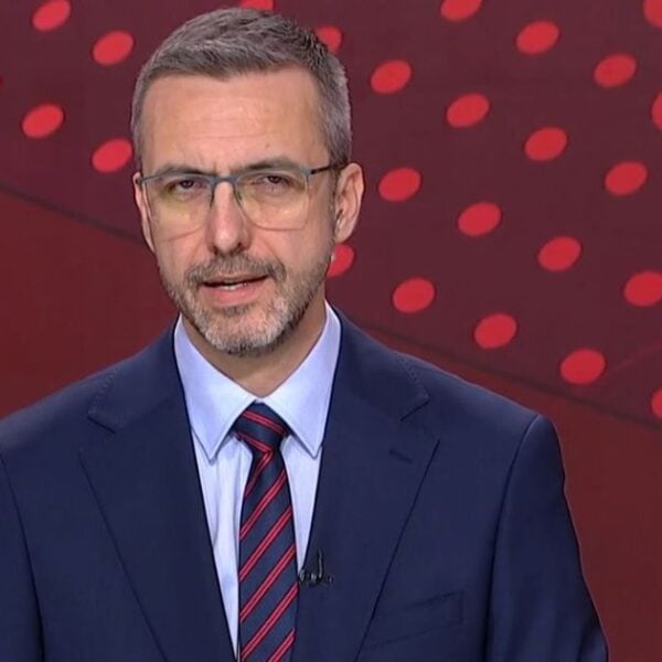 Дневник 2 каснио пола сата због лажне дојаве о бомби, запослене у РТС-у евакуисали